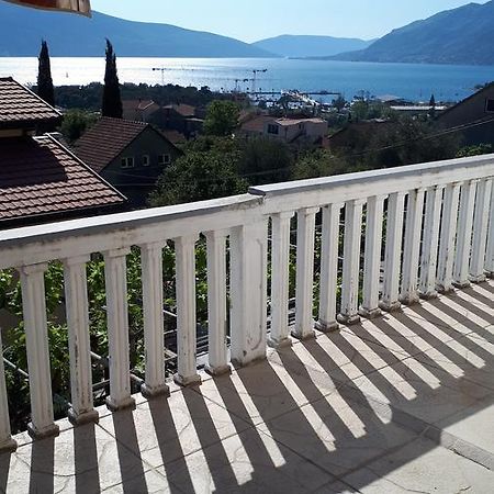 Apartment Dubrava Tivat Luaran gambar