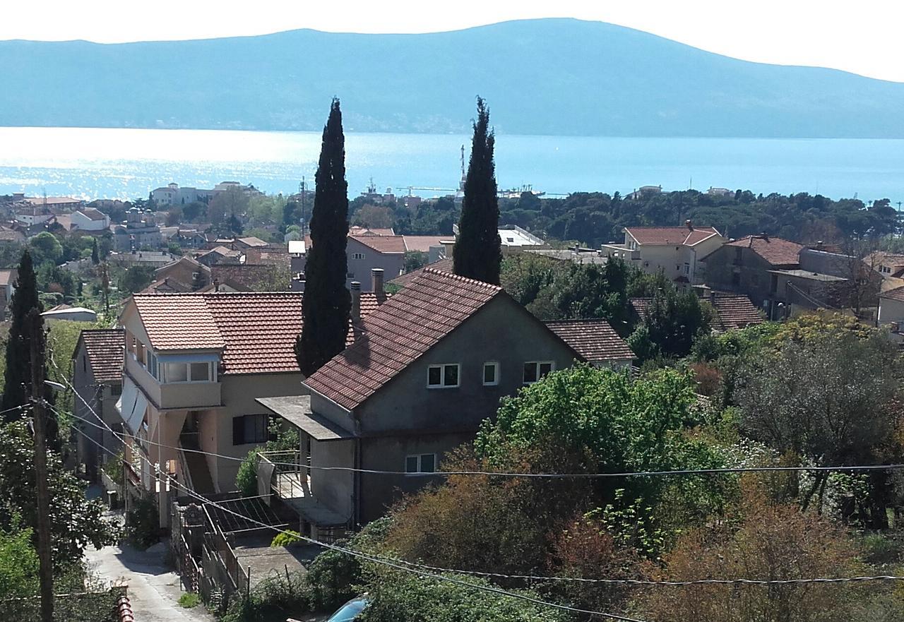 Apartment Dubrava Tivat Luaran gambar